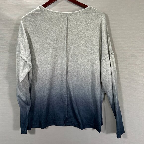 Lucky Brand Top Womens Medium Blue Gradient Tee Long Sleeve Boxy Hi Low Hem Logo - Picture 6 of 7